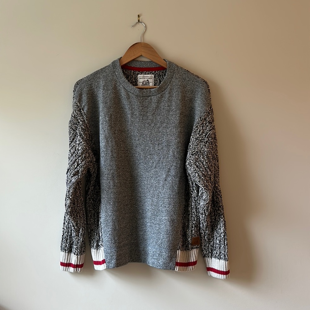 Roots Cabin Two-Tone Sweater in Wool/Recycled Polyester Blend, Size M